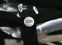 UGG1688时尚凉鞋 世界服装鞋帽网商城 商品信息